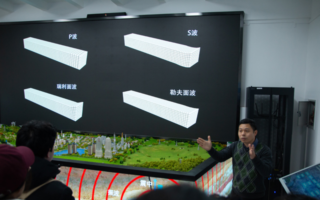 IMG-(22---60) IMG-(22---60)