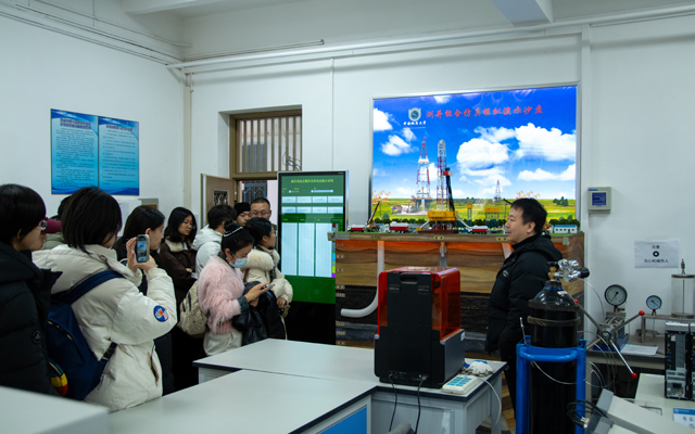 IMG-(36---60) IMG-(36---60)