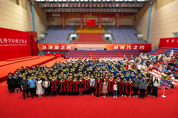 图片12 图片12